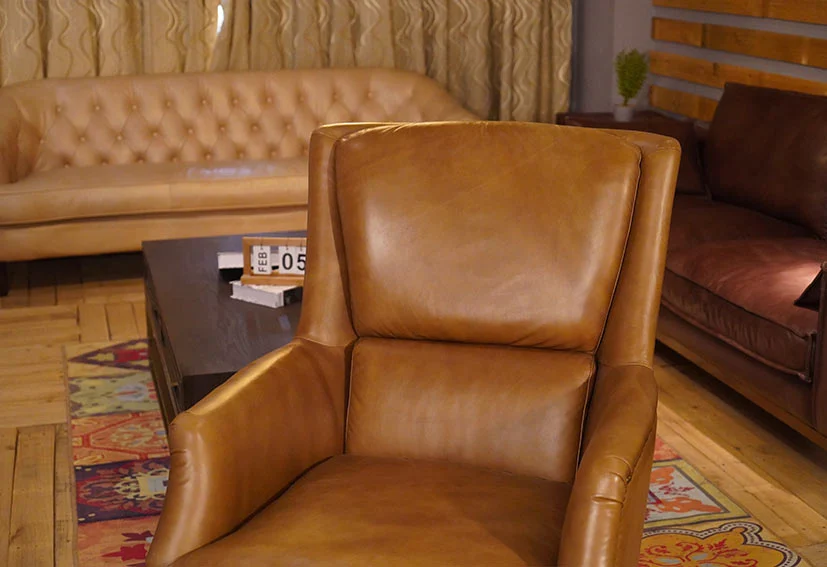 Luxury Vintage Leather club accent armchair -light brown-VINCENT  -Iconic Society Furniture轮播3 - 副本