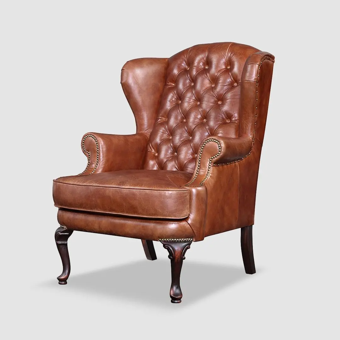 Chesterfield_sofa_manufacturer-_-Vintage_Dark_Brown-JAGGER_-Iconic_Society__70235__Light_Brown